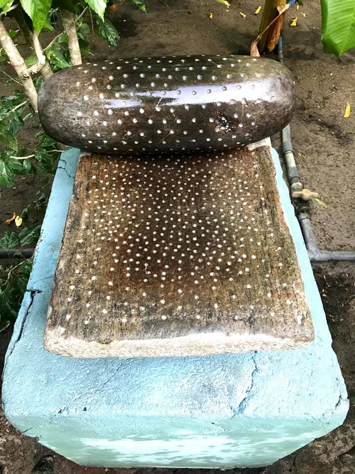 அம்மி பொழிதல்